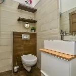 Heart With Free Private Parking Apartman